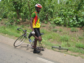 04 Tour Du Togo   Probleme Technique